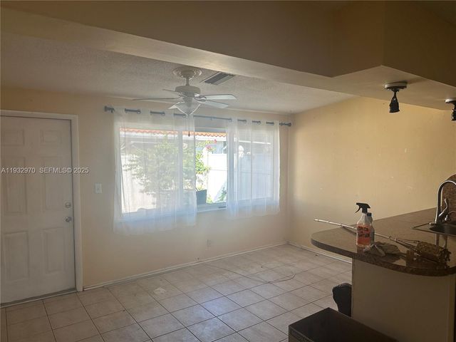 1611 NE 50th Ct, Fort Lauderdale, FL 33334