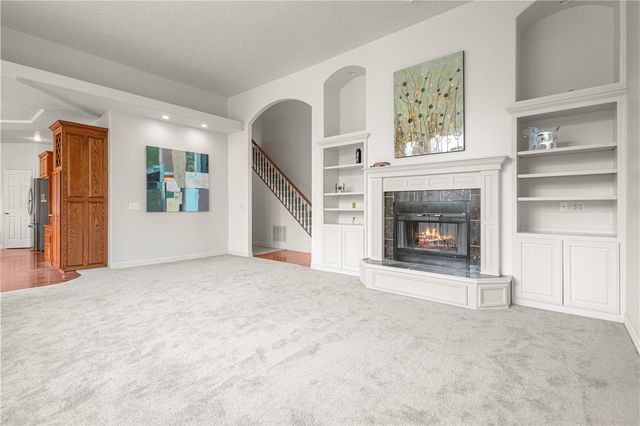 310 Laurinda Drive, Bentonville, AR 72712