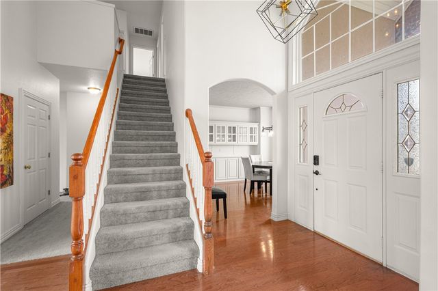 310 Laurinda Drive, Bentonville, AR 72712