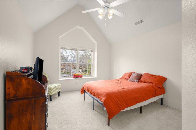 310 Laurinda Drive, Bentonville, AR 72712