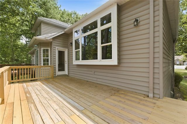 310 Laurinda Drive, Bentonville, AR 72712