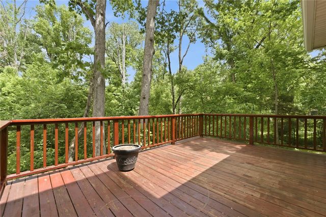 310 Laurinda Drive, Bentonville, AR 72712
