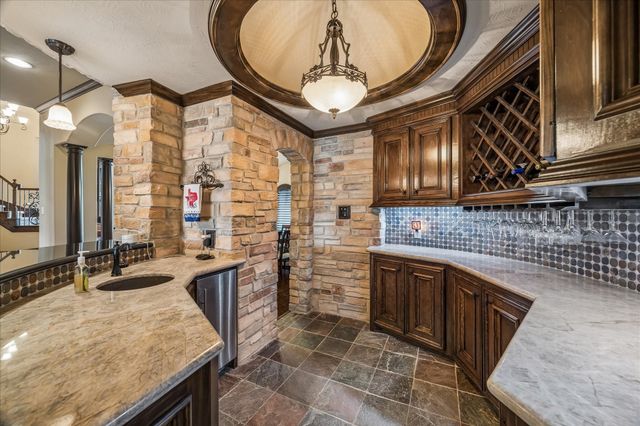 21010 Kings River Point Drive, Kingwood, TX 77346