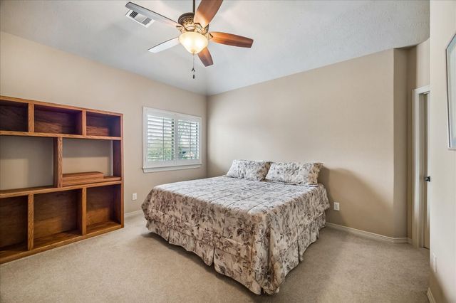 21010 Kings River Point Drive, Kingwood, TX 77346