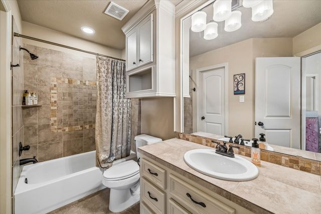 21010 Kings River Point Drive, Kingwood, TX 77346