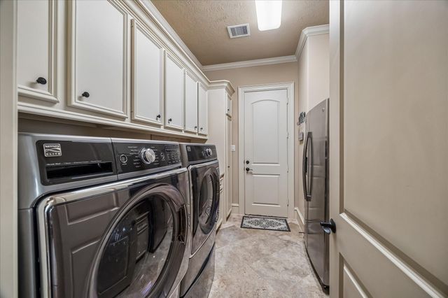 21010 Kings River Point Drive, Kingwood, TX 77346