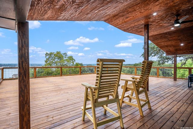 519 Glenn Dr, Canyon Lake, TX 78133