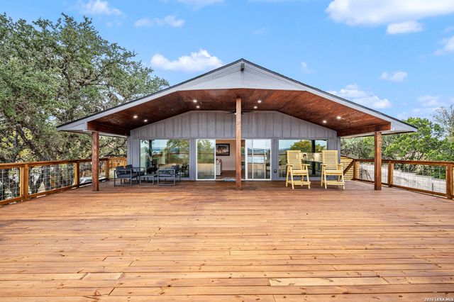 519 Glenn Dr, Canyon Lake, TX 78133