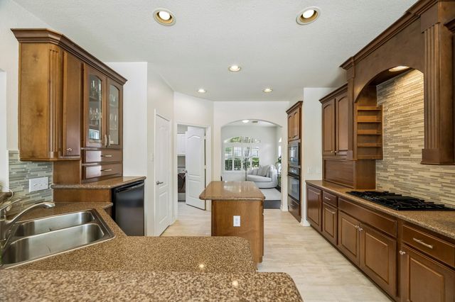 5718 Brennan Ridge Lane, Katy, TX 77450