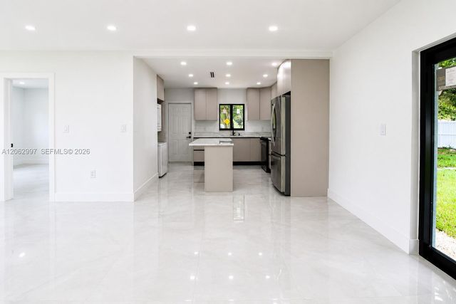 1571 NW 132nd St, Miami, FL 33167
