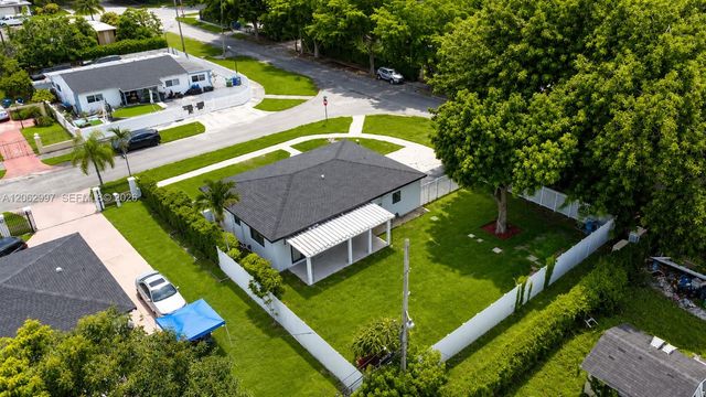 1571 NW 132nd St, Miami, FL 33167