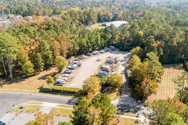 2668 Henagan Ln., Myrtle Beach, SC 29588