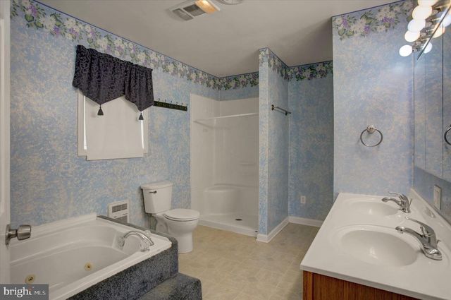 7170 RURITAN DRIVE, Chambersburg, PA 17202