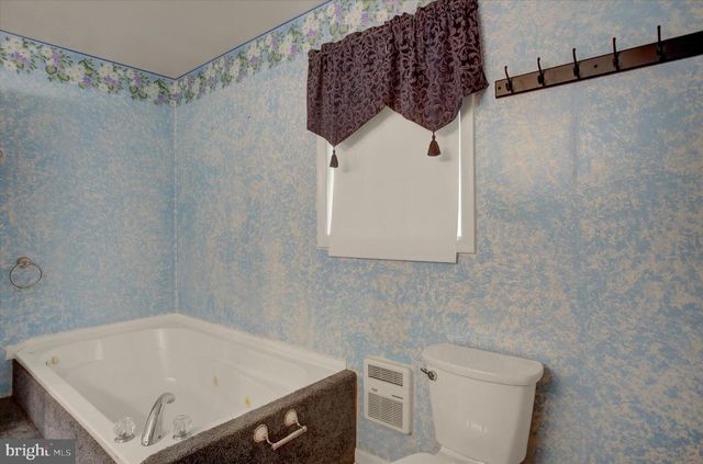 7170 RURITAN DRIVE, Chambersburg, PA 17202