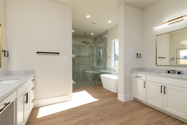 544 High Tower Lane, Granbury, TX 76049