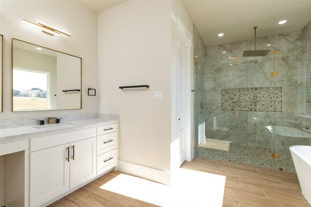 544 High Tower Lane, Granbury, TX 76049