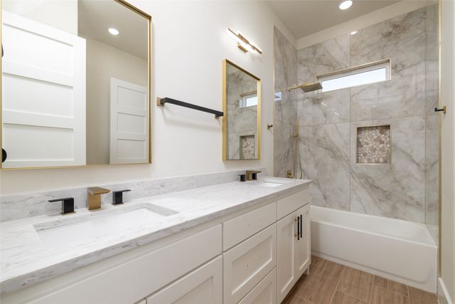 544 High Tower Lane, Granbury, TX 76049