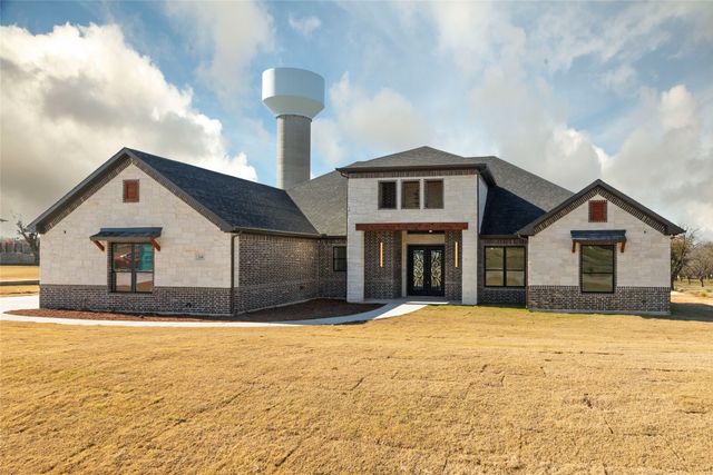 544 High Tower Lane, Granbury, TX 76049