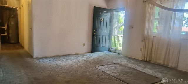 29 Elm Street, Jamestown Vlg, OH 45335