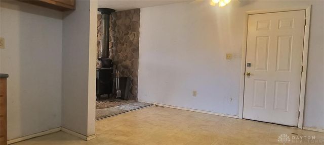29 Elm Street, Jamestown Vlg, OH 45335