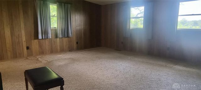 29 Elm Street, Jamestown Vlg, OH 45335