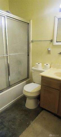 29 Elm Street, Jamestown Vlg, OH 45335