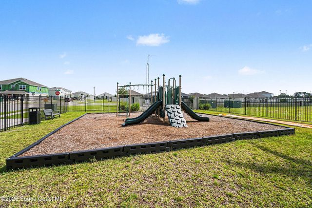 2360 Roygaris Street, Palm Bay, FL 32907