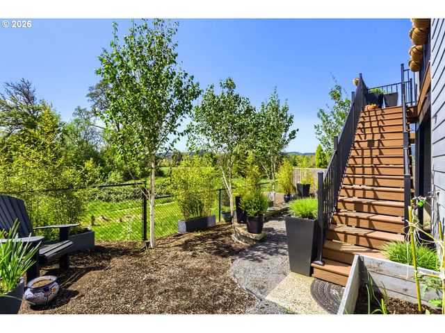 1464 18TH Ave, Forest Grove, OR 97116