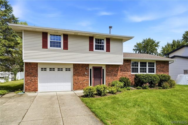 82 Impala Parkway, Lancaster, NY 14086