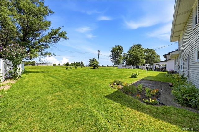 82 Impala Parkway, Lancaster, NY 14086