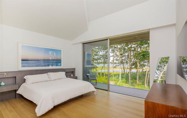 47L S Ferry Road, Shelter Island, NY 11964