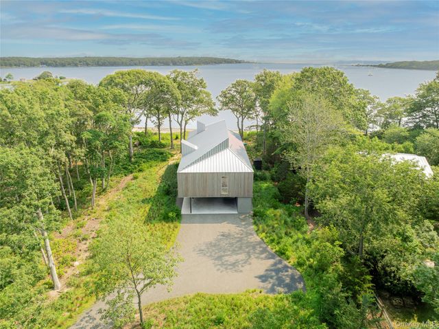 47L S Ferry Road, Shelter Island, NY 11964