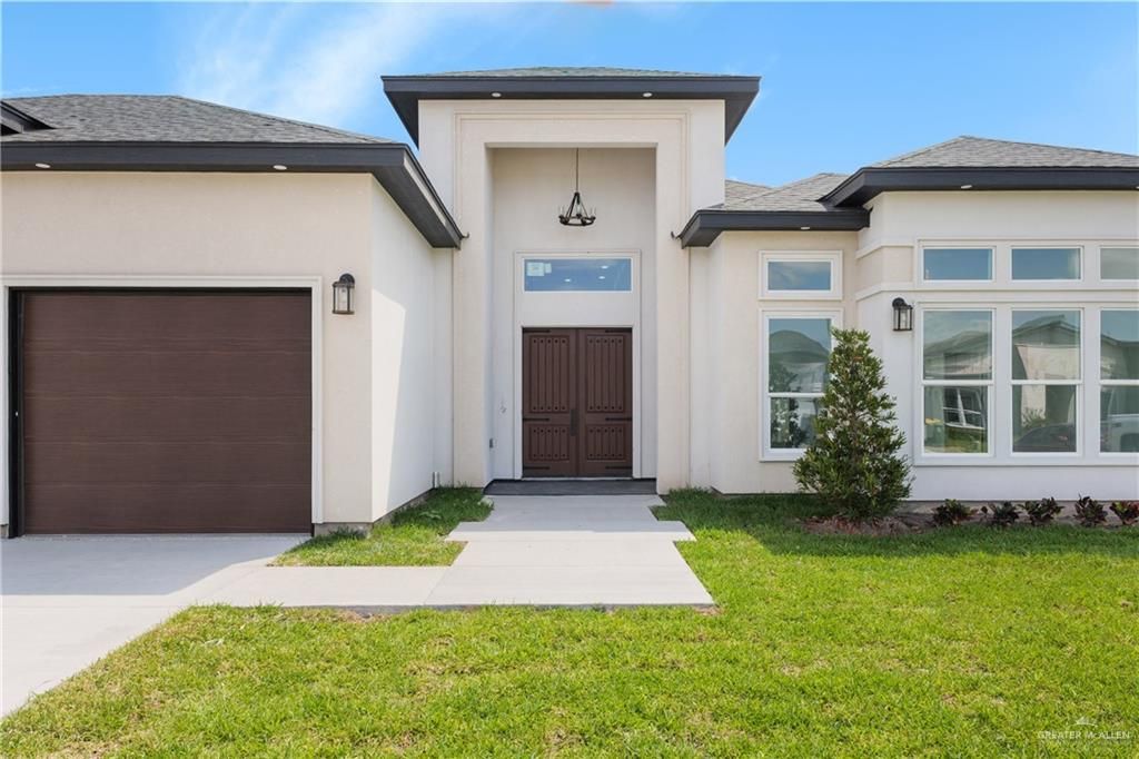 9517 Lake John Court, Los Fresnos, TX 78566