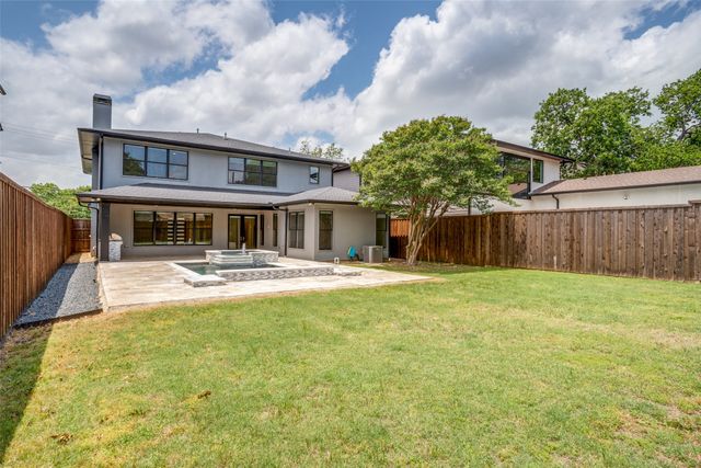 7714 Roper Street, Dallas, TX 75209