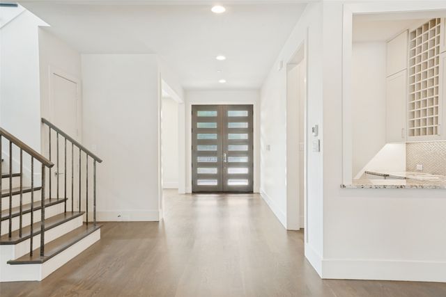 7714 Roper Street, Dallas, TX 75209
