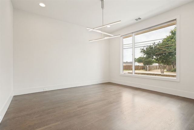 7714 Roper Street, Dallas, TX 75209