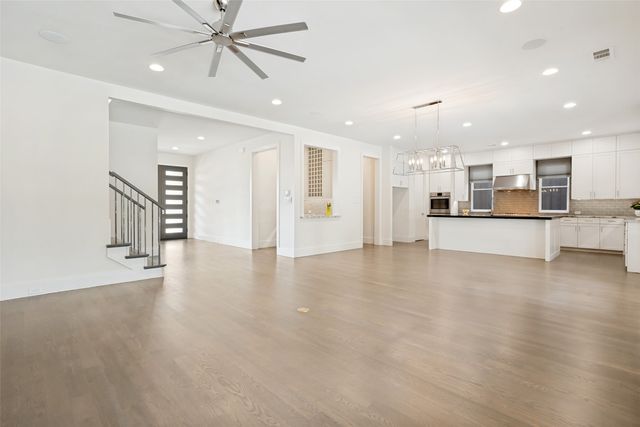7714 Roper Street, Dallas, TX 75209