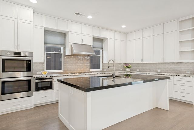 7714 Roper Street, Dallas, TX 75209
