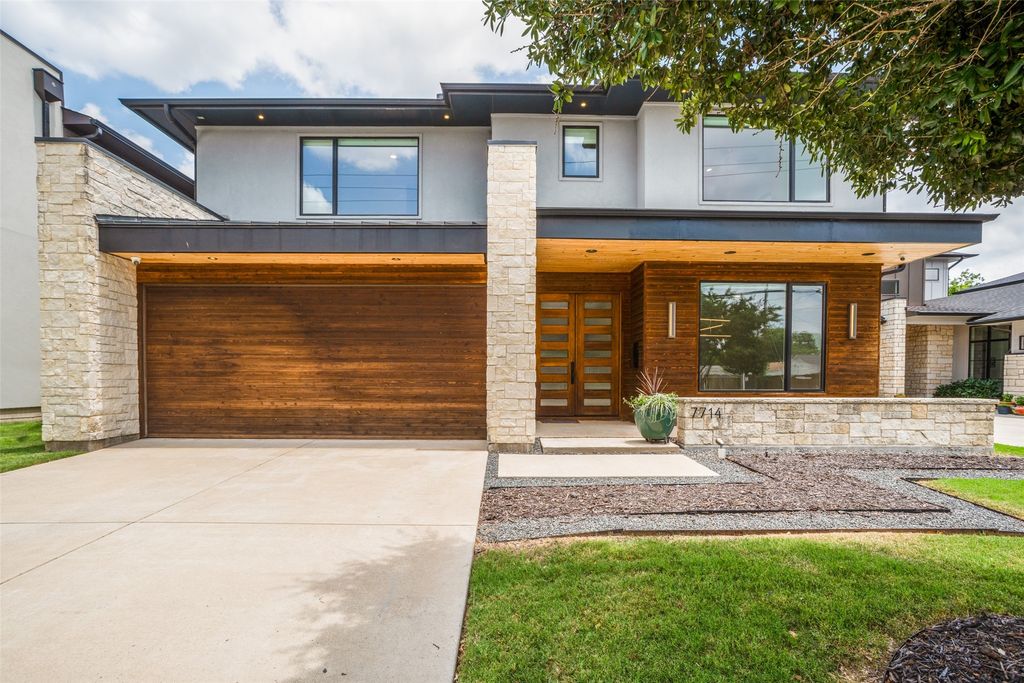 7714 Roper Street, Dallas, TX 75209