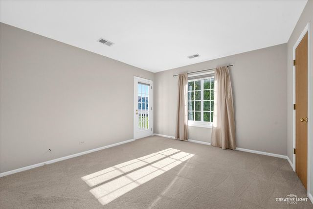 868 Quin Court 201, Naperville, IL 60563