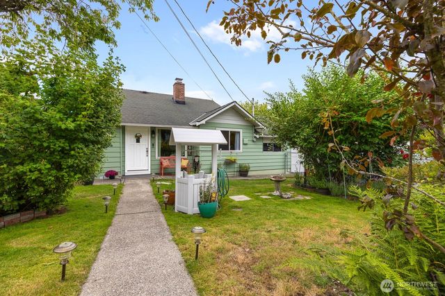 2430 197th Place SW, Lynnwood, WA 98036