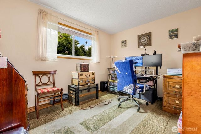 2430 197th Place SW, Lynnwood, WA 98036