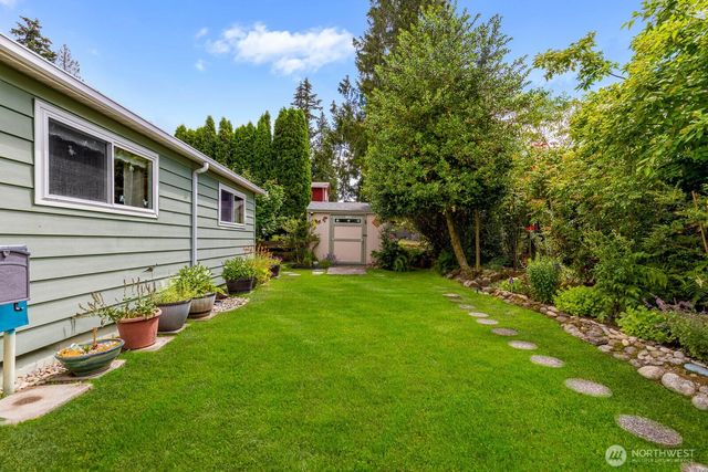 2430 197th Place SW, Lynnwood, WA 98036