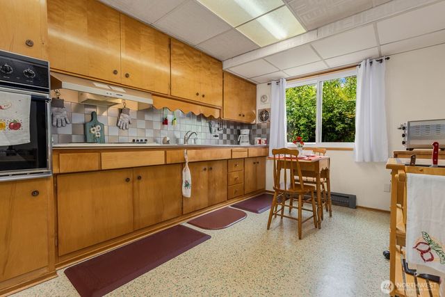 2430 197th Place SW, Lynnwood, WA 98036