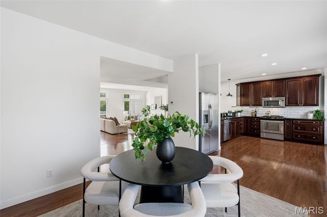 1912 Park Avenue C, St Louis, MO 63104