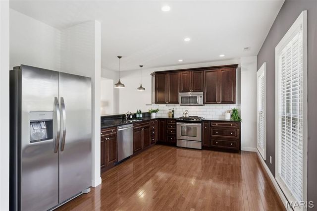 1912 Park Avenue C, St Louis, MO 63104