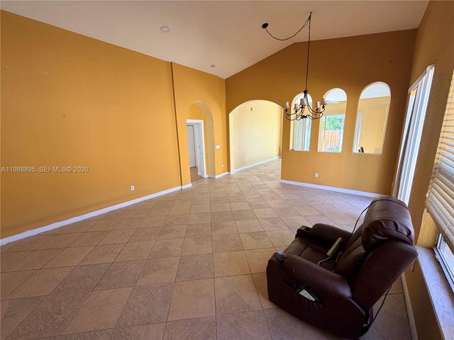 4110 NE 22nd Ct, Homestead, FL 33033