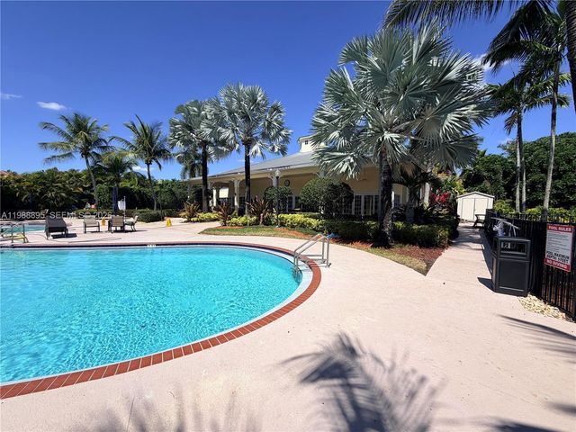 4110 NE 22nd Ct, Homestead, FL 33033