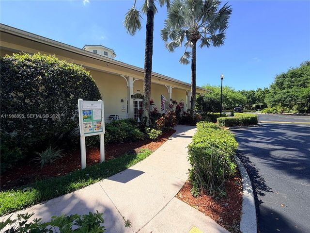 4110 NE 22nd Ct, Homestead, FL 33033