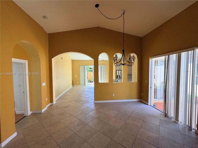 4110 NE 22nd Ct, Homestead, FL 33033